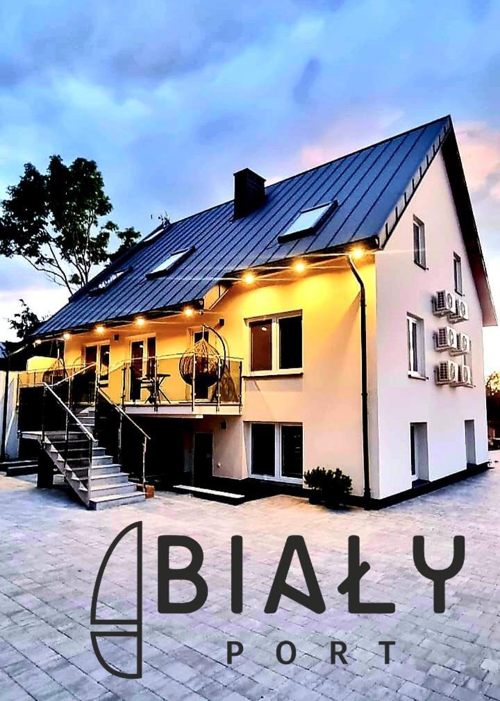 Rajgród Bialy Port酒店 外观 照片
